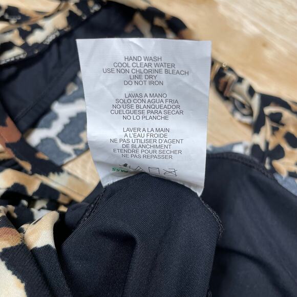 Magicsuit NWT Leopard Aubrey One Piece Halter Swimsuit Size 10 Wireless A-D Cup - Picture 9 of 12